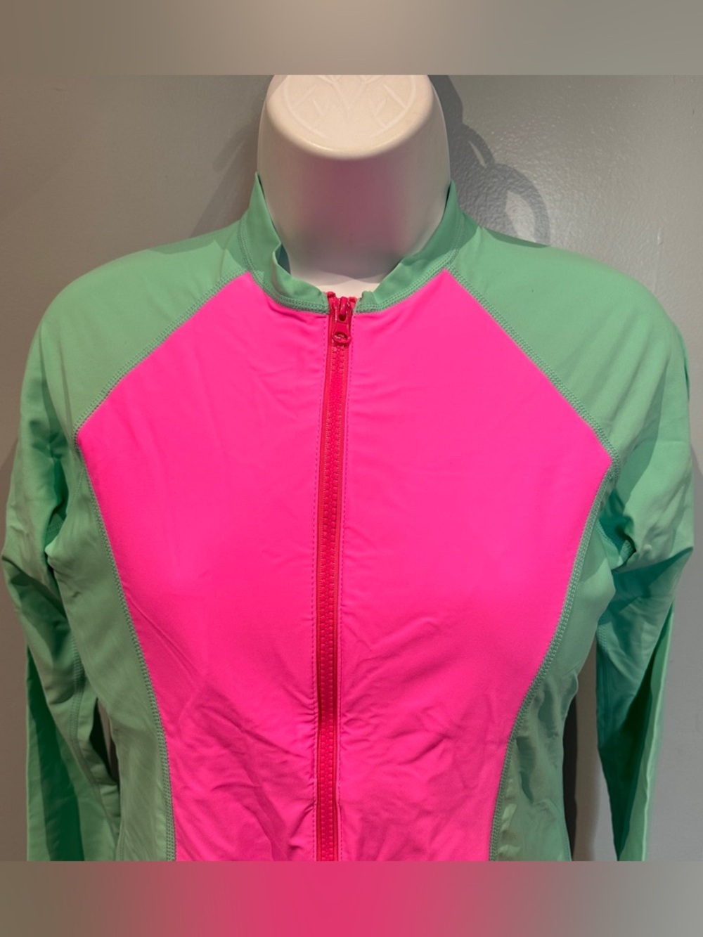 Century Star Long Sleeve Colorblock Rash Guard XLarge NWOT Pink Mint - Picture 4 of 13